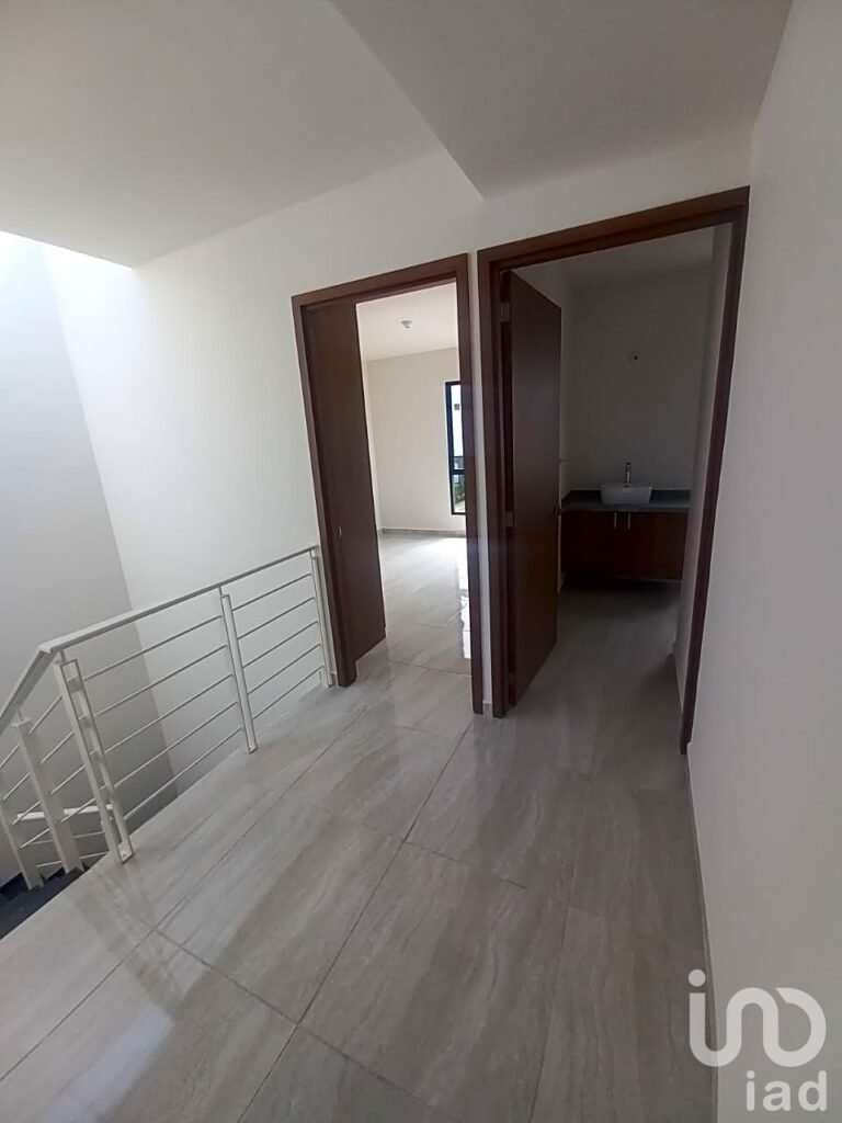 CASA EN VENTA EN OCOYOACAC, RESIDENCIA CON VISTA  AL LAGO.