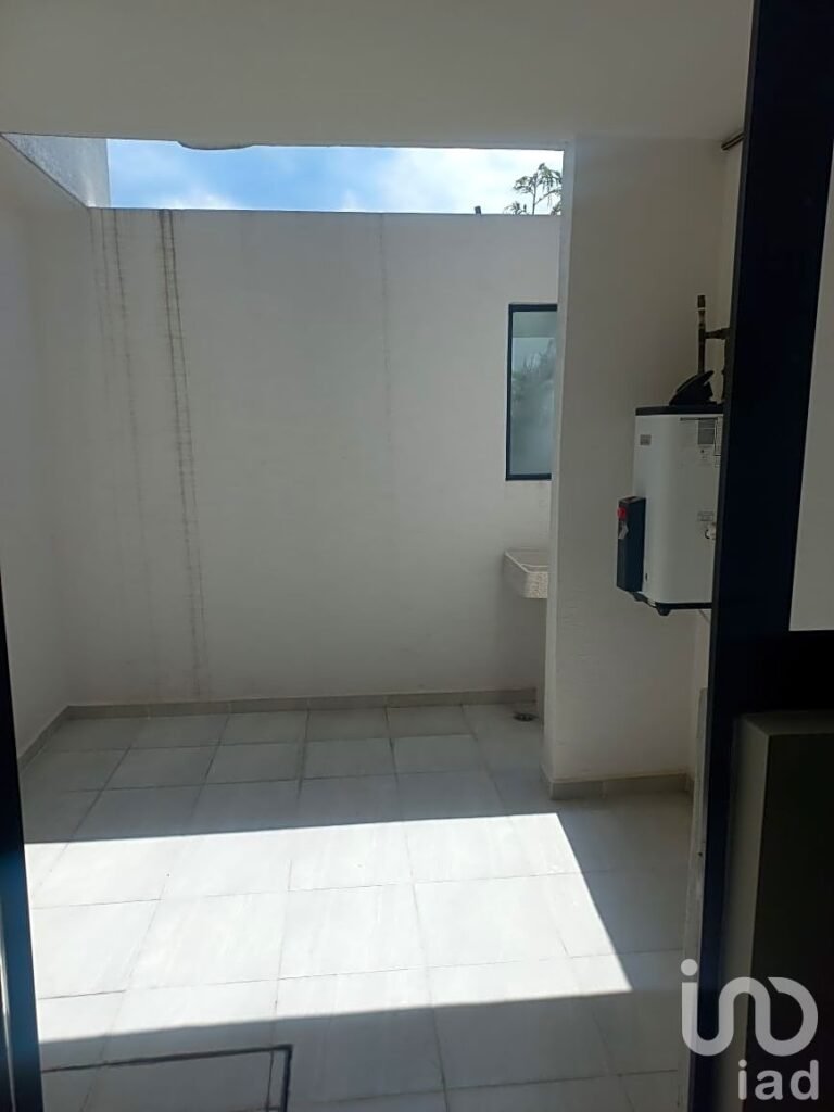 CASA EN VENTA EN OCOYOACAC, RESIDENCIA CON VISTA  AL LAGO.