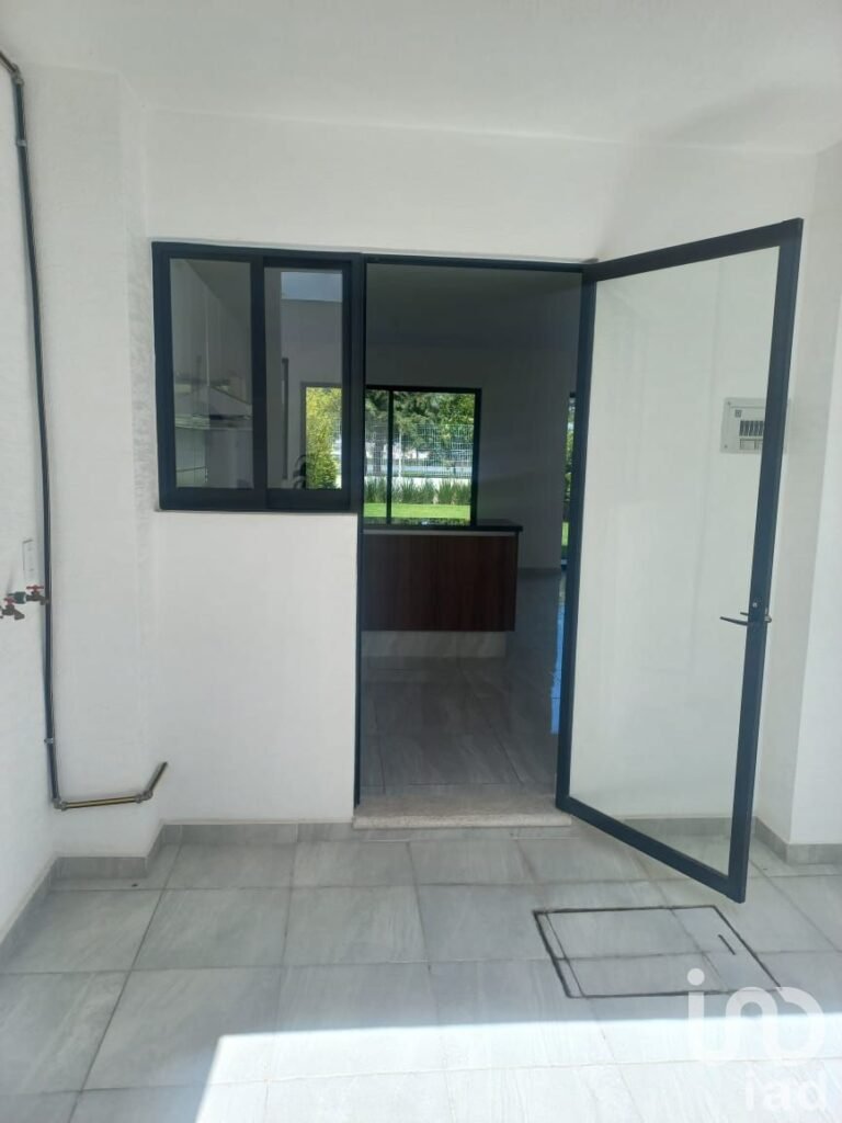 CASA EN VENTA EN OCOYOACAC, RESIDENCIA CON VISTA  AL LAGO.