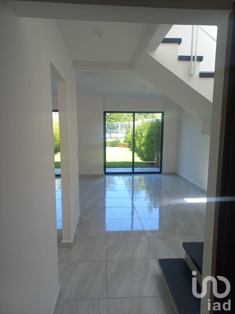 CASA EN VENTA EN OCOYOACAC, RESIDENCIA CON VISTA  AL LAGO.