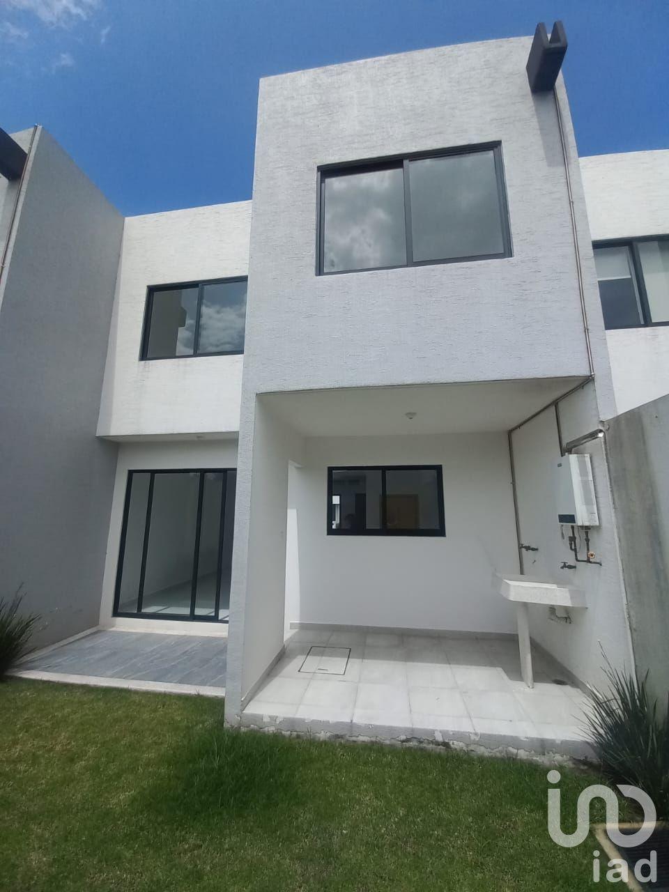 CASA EN VENTA ,UBICADA DENTRO DE RECIDENCIAL, A 15 MINUTOS DE SANTA FE. CASA EN VENTA ,UBICADA DENTRO DE RECIDENCIAL, A 15 MINUTOS DE SANTA FE.