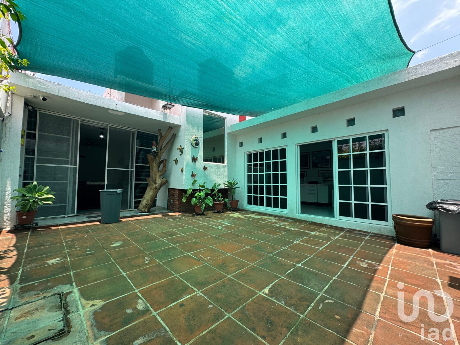 Casa en Venta con excelente ubicación, en Cuernavaca. A 2 minutos de Galerías y Averanda.