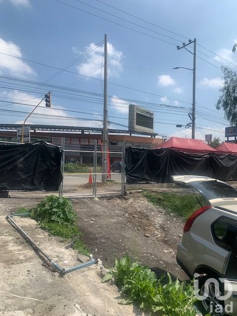 TERRENO ZONA MUY COMERCIAL 7,136 M2 AV HUEHUETOCA CUAUTITLAN IZCALLI FRENTE Y JUNTO OTRAS PLAZAS