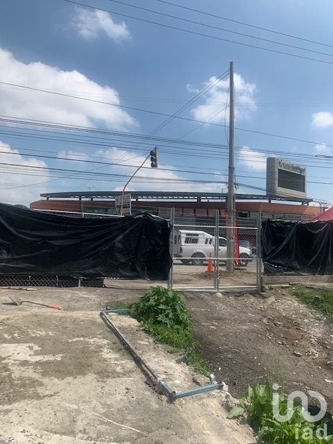 TERRENO ZONA MUY COMERCIAL 7,136 M2 AV HUEHUETOCA CUAUTITLAN IZCALLI FRENTE Y JUNTO OTRAS PLAZAS