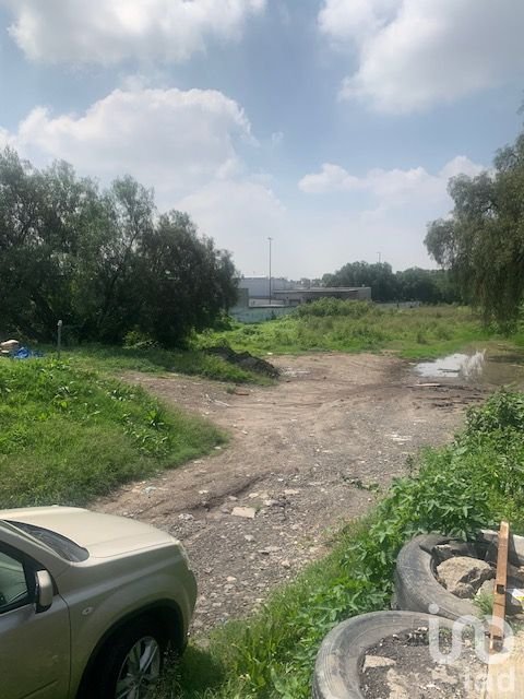 TERRENO ZONA MUY COMERCIAL 7,136 M2 AV HUEHUETOCA CUAUTITLAN IZCALLI FRENTE Y JUNTO OTRAS PLAZAS