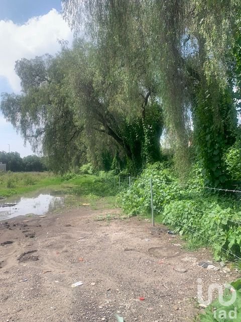 TERRENO ZONA MUY COMERCIAL 7,136 M2 AV HUEHUETOCA CUAUTITLAN IZCALLI FRENTE Y JUNTO OTRAS PLAZAS