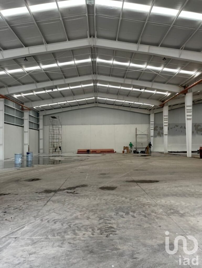 NAVE INDUSTRIAL EN RENTA, UBICADA MUY CERCA  A  AV, TOLLOCAN EN LERMA EDO. MEX.