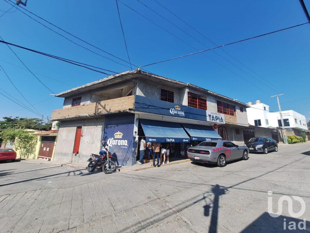 VENDO CASA CON MISCELANEA EN XOCHITEPEC, MORELOS