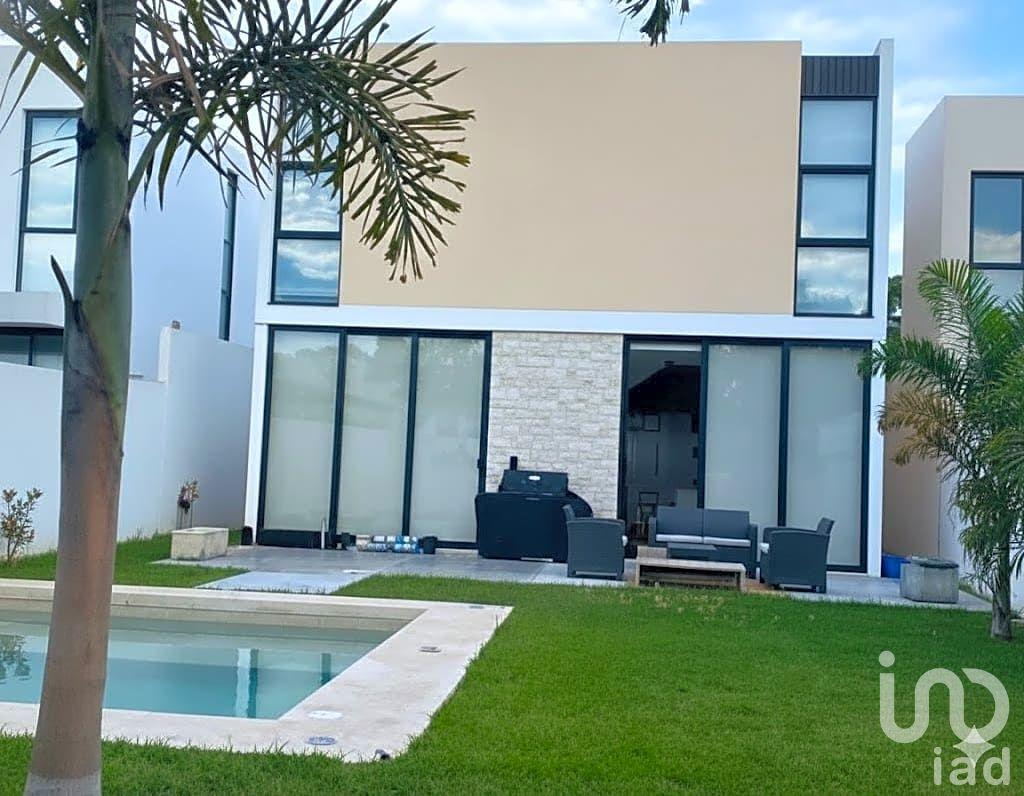 CASA EN VENTA EN NORTE DE MÉRIDA, ZONA CONKAL, YAAXCHEH CASA 2