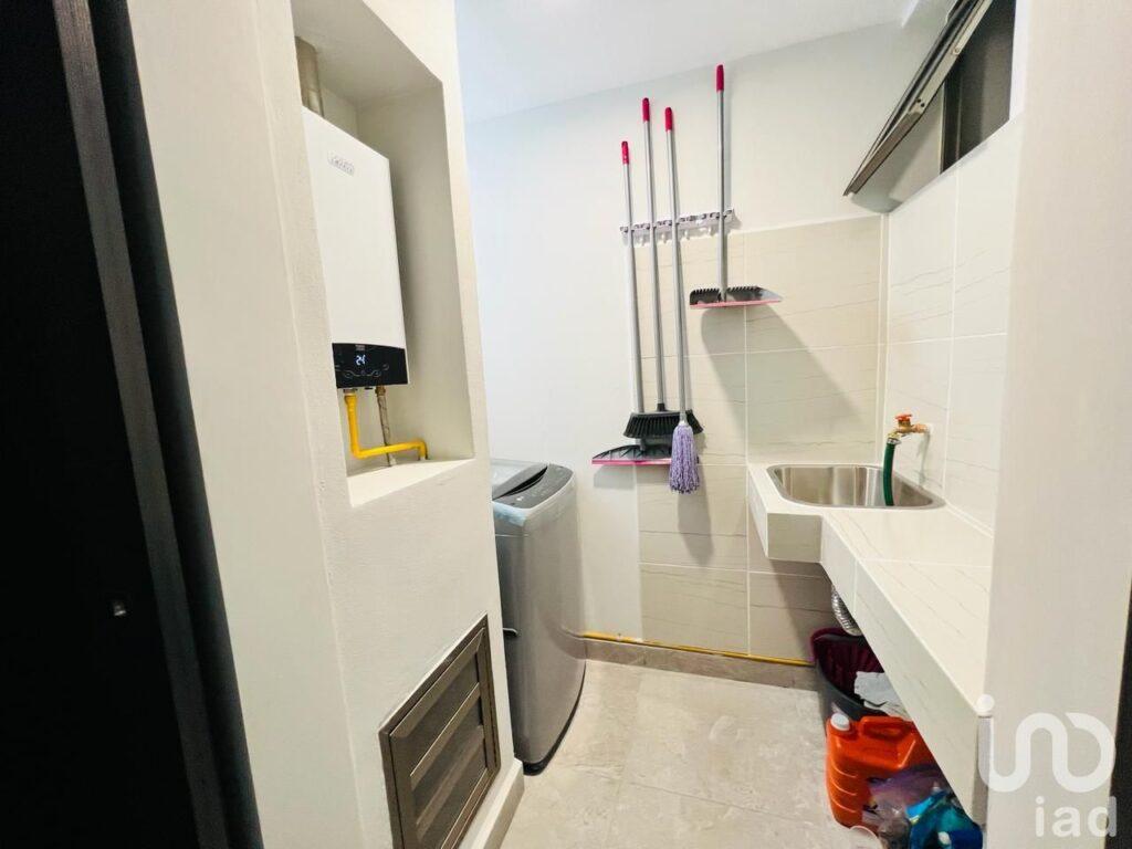 SE RENTA DEPARTAMENTO AMUEBLADO EN CONDOMINIO VISTAS DEL VALLE, CUERNAVACA