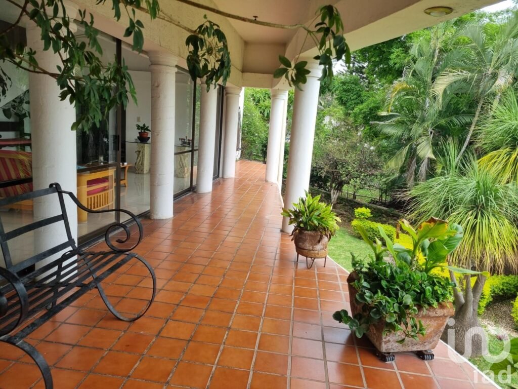 OPORTUNIDAD, BAJA DE PRECIO, CASA ESTILO TOSCANO EN TEZOYUCA  MORELOS