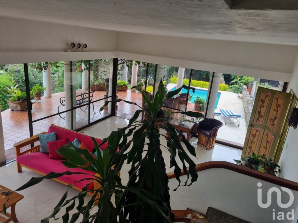 OPORTUNIDAD, BAJA DE PRECIO, CASA ESTILO TOSCANO EN TEZOYUCA  MORELOS