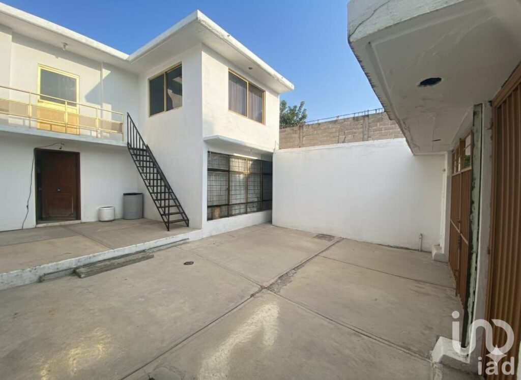 Casa en venta en Ecatepec de Morelos, Estado de México.