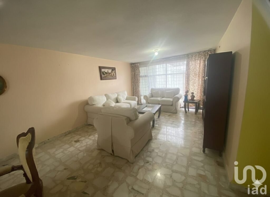 Casa en venta en Ecatepec de Morelos, Estado de México.