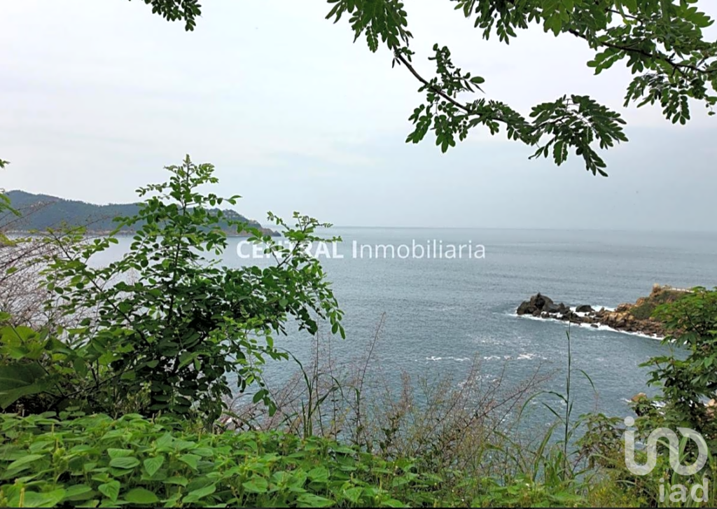 TERRENO EN BRISAS MARQUEZ EN VENTA CON VISTA AL MAR