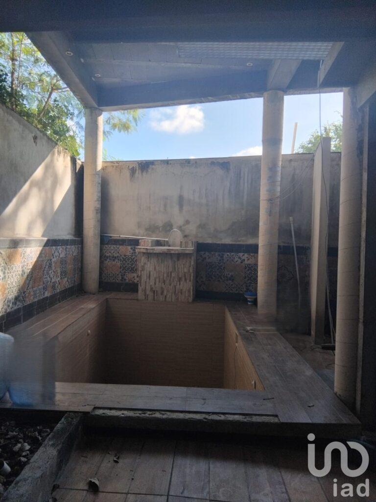 VENTA CASA 3 NIVELES EN OBRA GRIS, CENTRO MERIDA, YUCATAN.