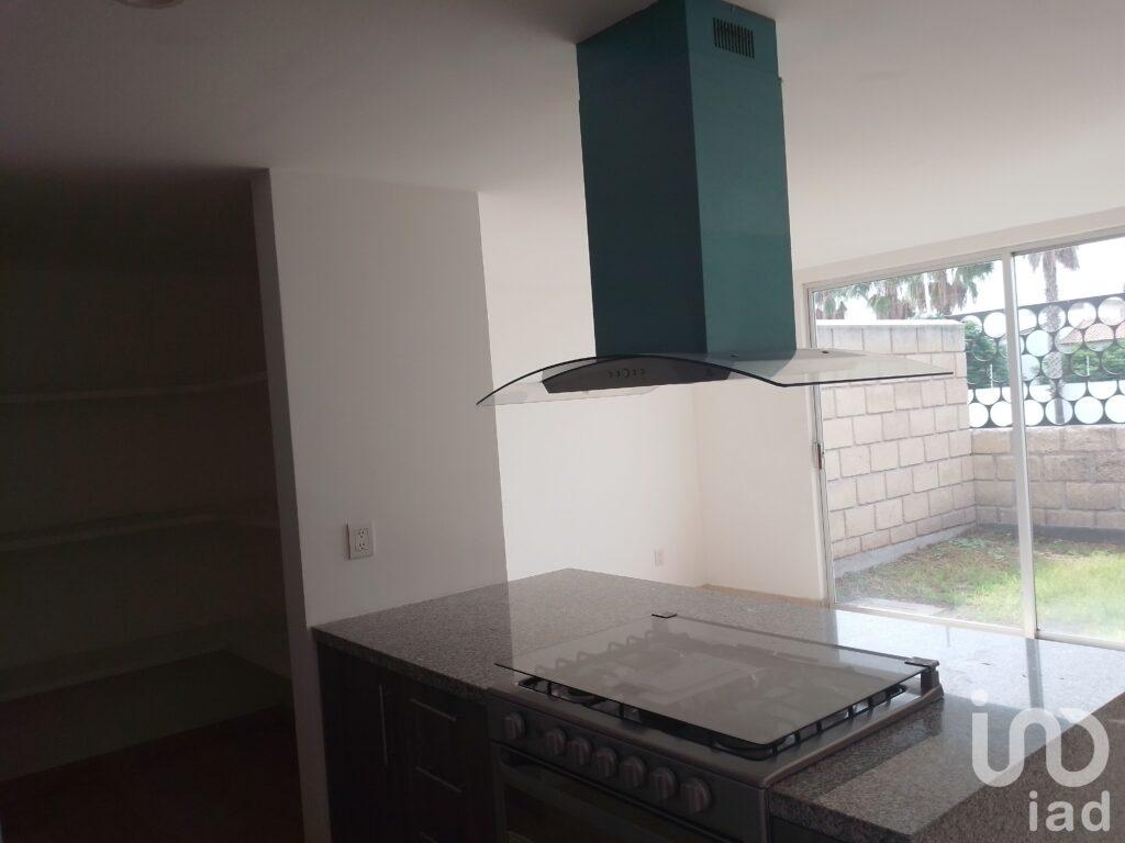CASA EN VENTA CORREGIDORA QUERETARO CALLE LLUVIA FRACCIONAMIENTO EL  MANANTIAL