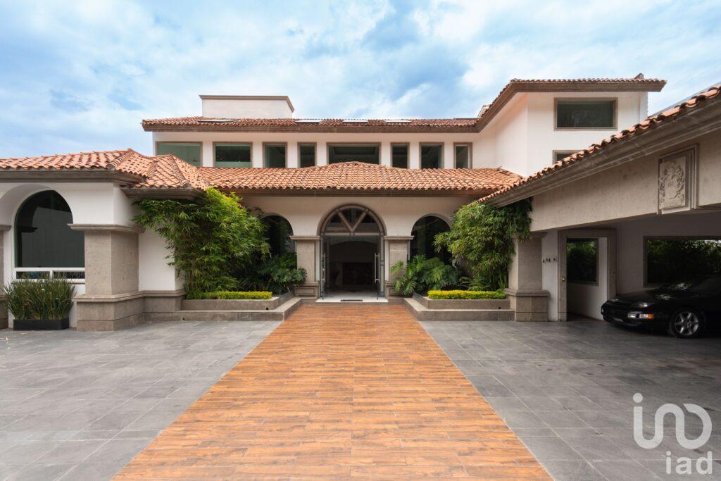 RESIDENCIA EN VENTA  EN JARDINES DEL PEDREGAL, CDMX