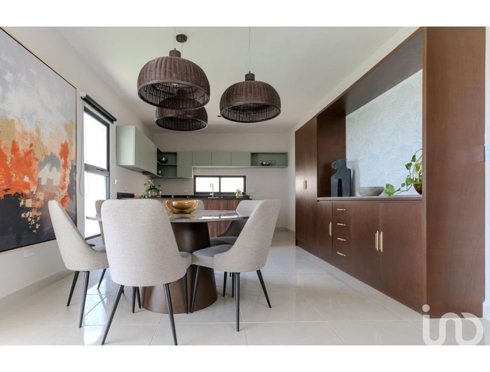 VENTA CASA EN EL NORTE DE MÉRIDA, ZONA CONKAL, ALDORIA