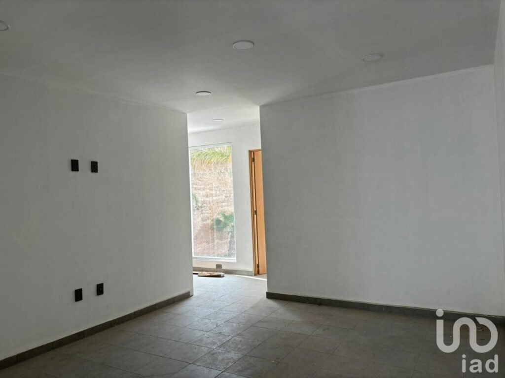 VENTA DE CASA NUEVA  CALLE CUESTA BONITA LOMA DORADA,QUERETARO, QRO.