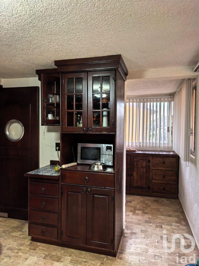 Casa en Venta en Ahuatepec, Cuernavaca. ¡Clima ideal y Jardín espectacular! Se aceptan créditos.