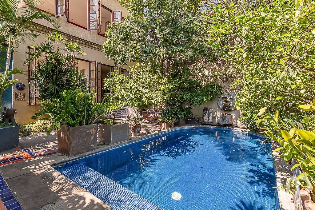 Casa en venta estilo Cuernavaca contemporáneo