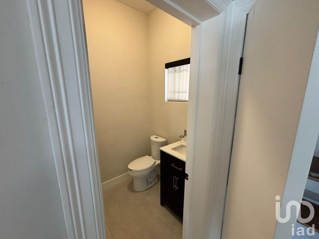 CASA EN VENTA RINCON DE LAS FLORES