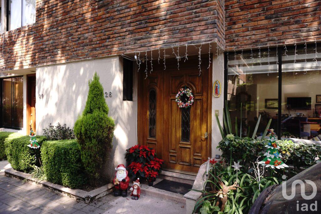 Casa en venta en Condominio Caserio del Bosque, El Molino, Cuajimalpa, CDMX. Cerca de Santa Fe