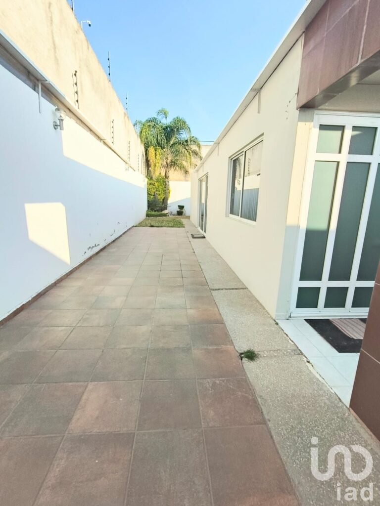 Casa en Jardines de San Jose