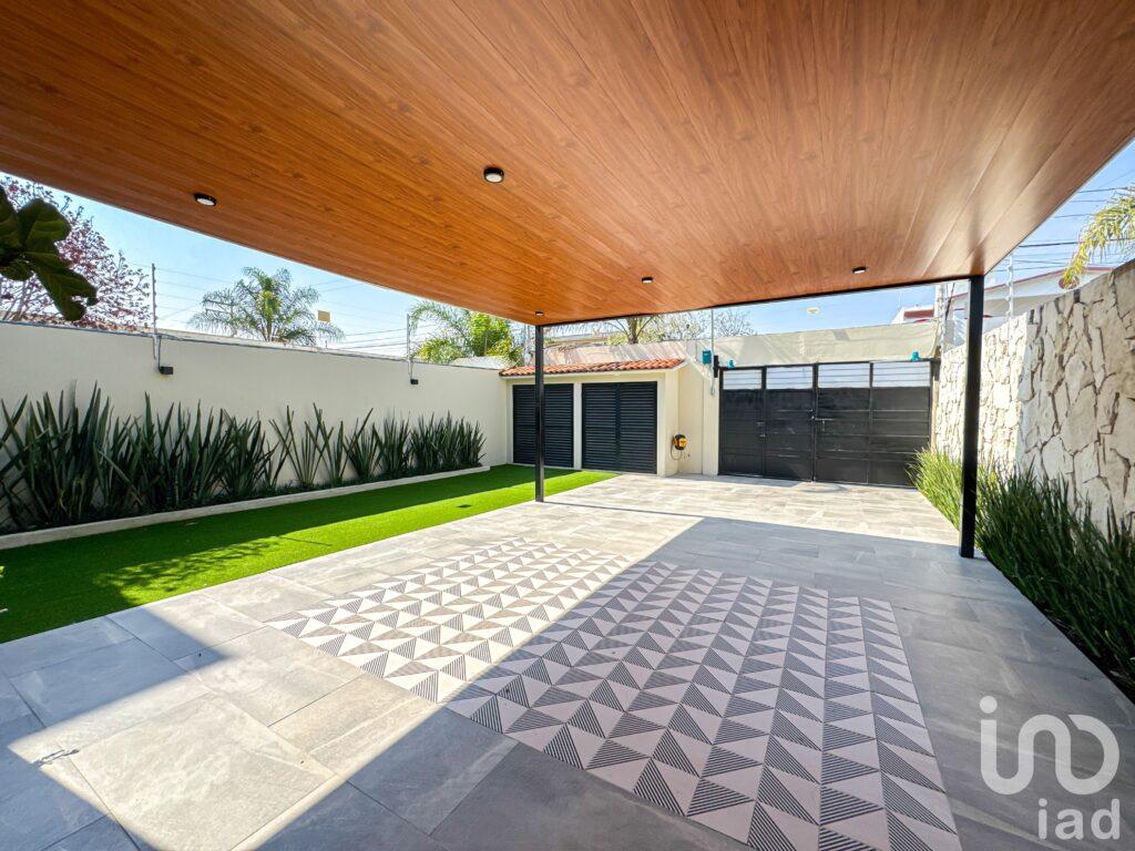 Se Vende Casa con Alberca Estilo Merida, San Juan del Rio, Queretaro