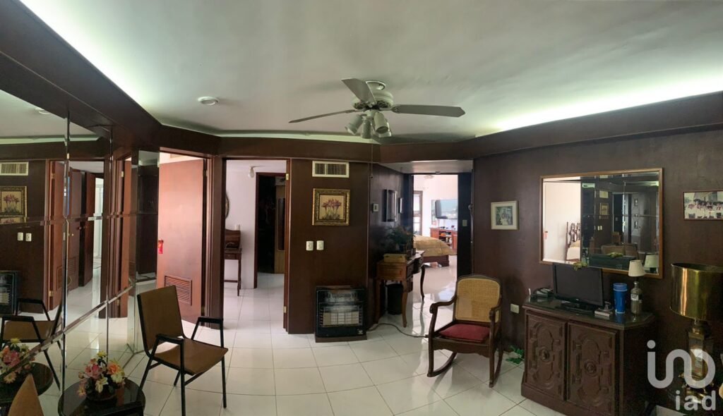 Castillo para remodelar en San Pedro Garza García