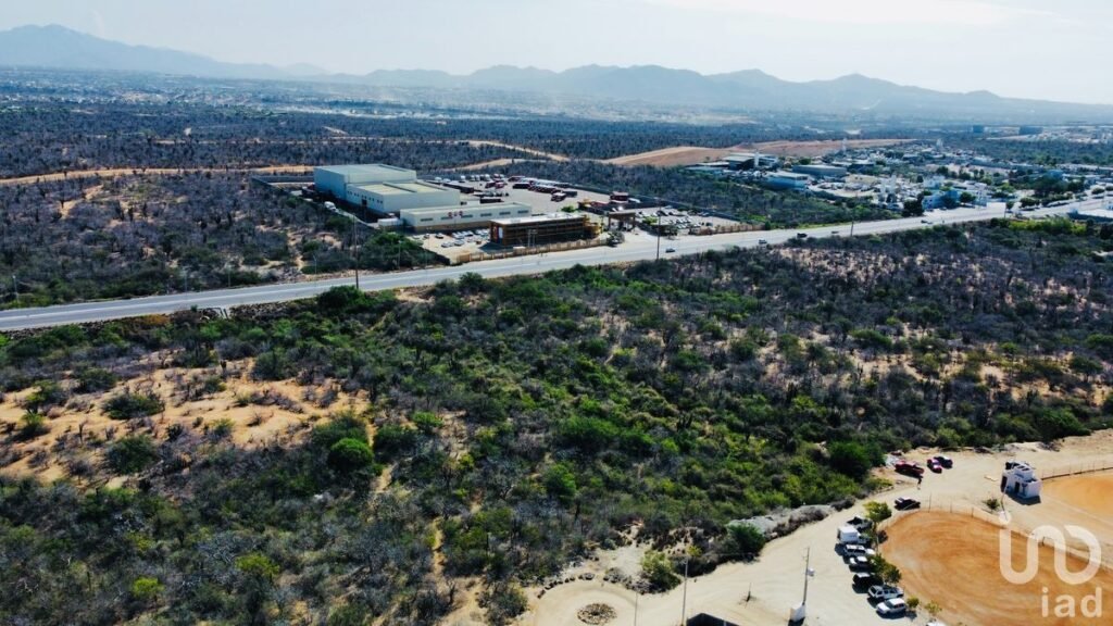 Terreno en la entrada a Cabo San Lucas