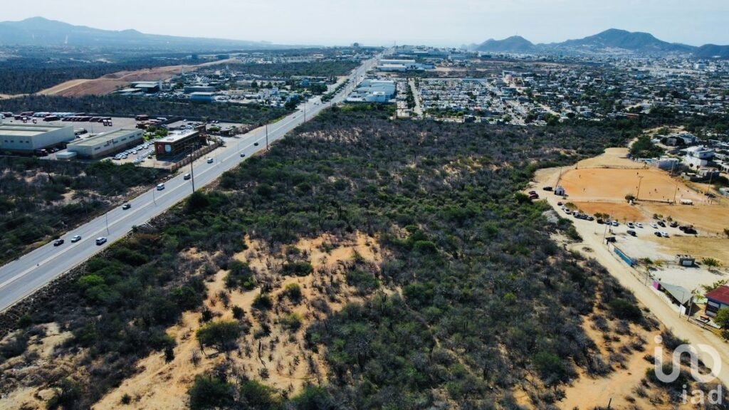 Terreno en la entrada a Cabo San Lucas