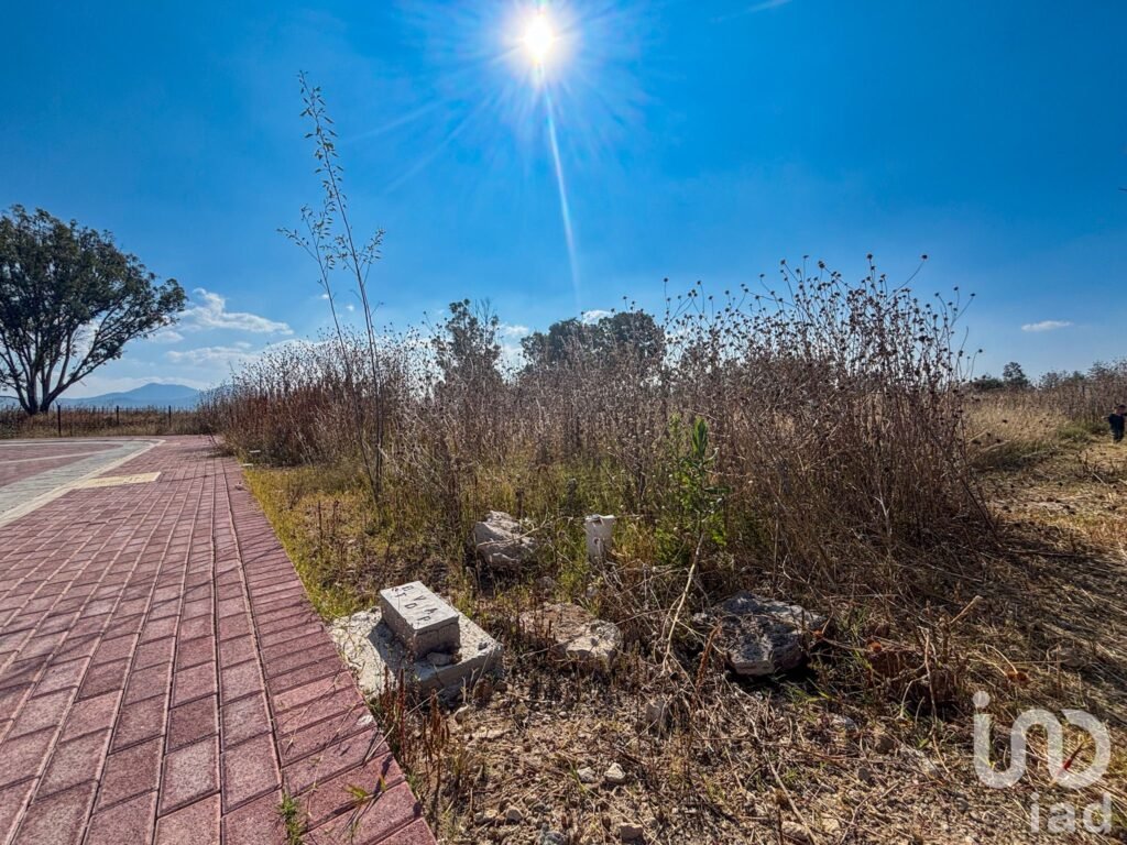 Terreno en Venta en Ciudad Maderas Bosques de entrega inmediata en Corregidora, Queretaro