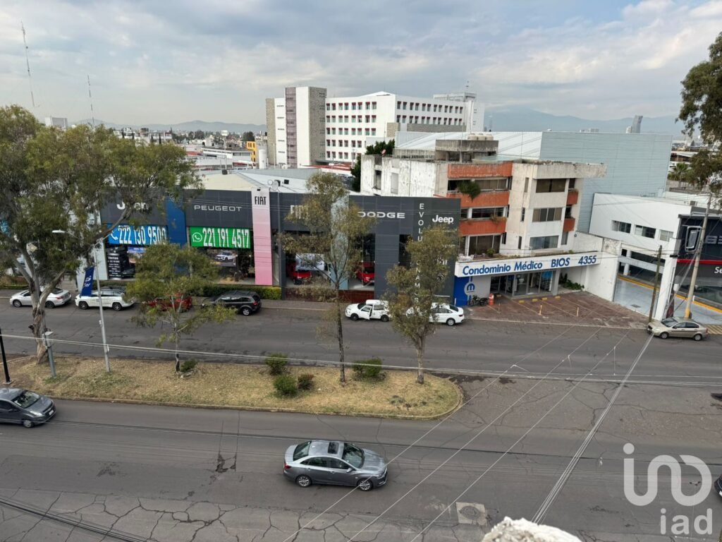 OFICINA O LOCAL EN RENTA ANZURES