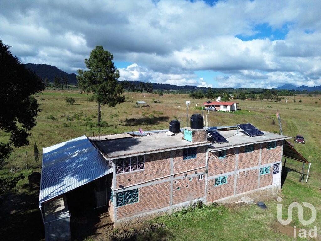 Residencia Ecológica en Zacatlan con autónoma energética