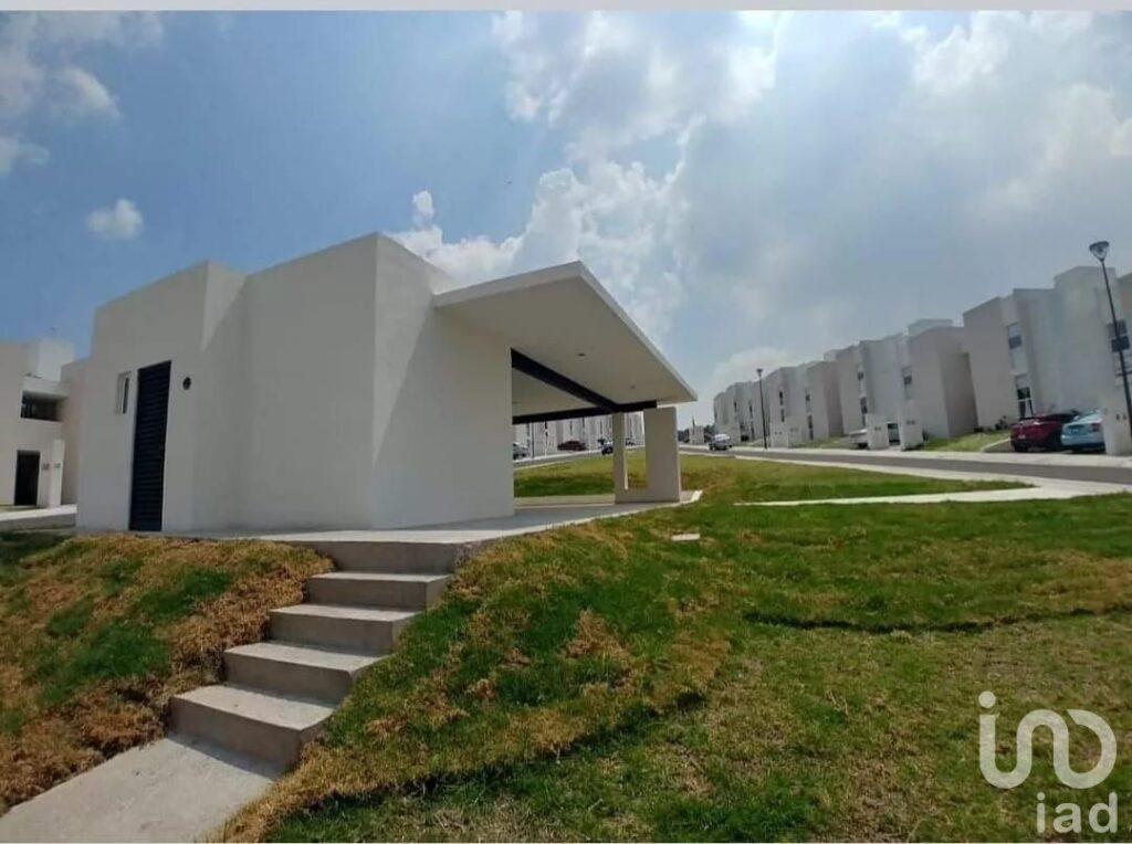 Departamento en PB en venta en Privalia Ambienta, Anillo Fray Junípero, Querétaro