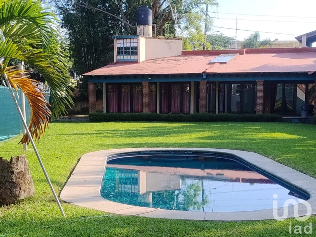 Venta de Casa en las Fincas, Jiutepec, Morelos