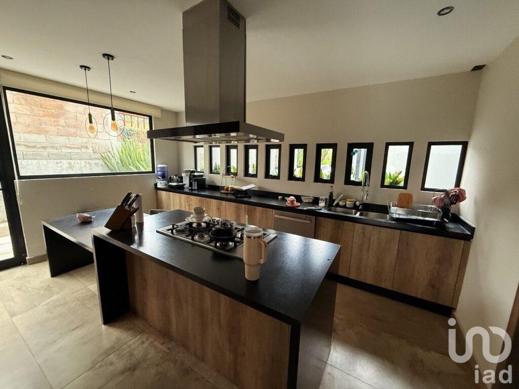 CASA EN VENTA EN BODQUE REAL