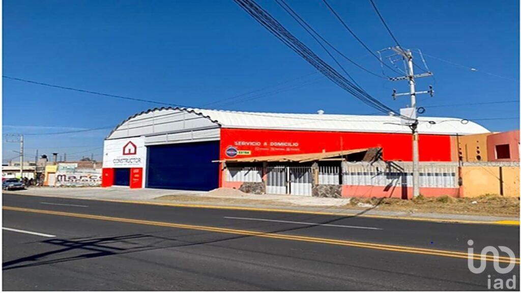Venta de Bodega Industrial en Carretera Almoloya de Juarez Col. San Luis Mextepec, Zinacantepec