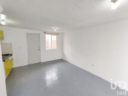 VENTA DE CASA HABITACIÓN EN SENDERO DE LOS FRAILES , VALLE DE SANTIAGO, QUERÉTARO