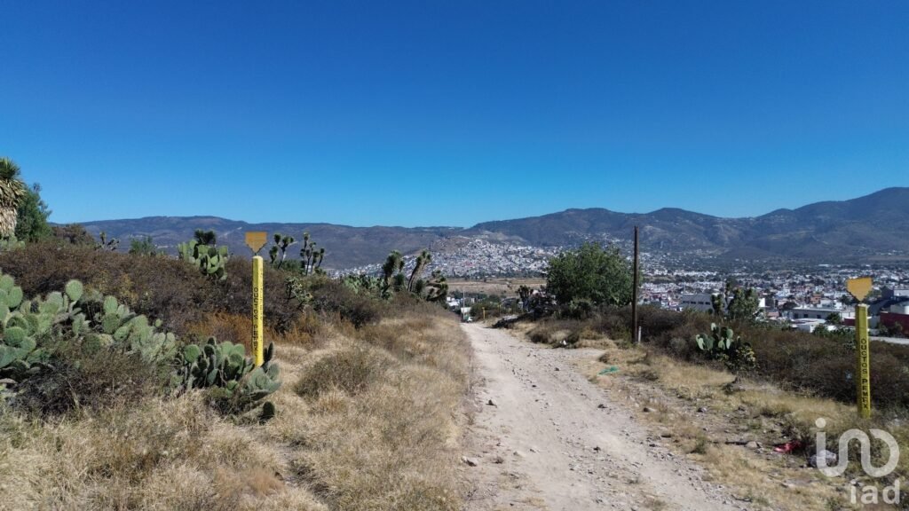 Terreno en zona de crecimiento a 2 minutos de Villa Airosa, Bld Colosio