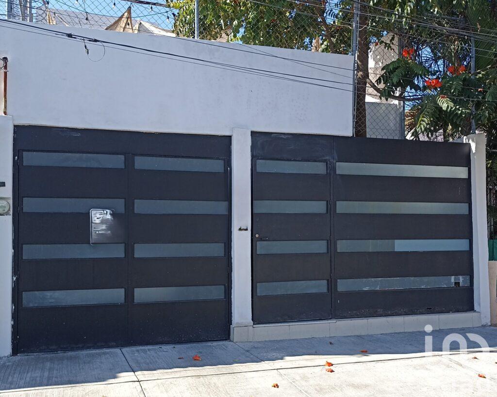 CASA EN VENTA EN LAS ÁGUILAS, ZAPOPAN JALISCO