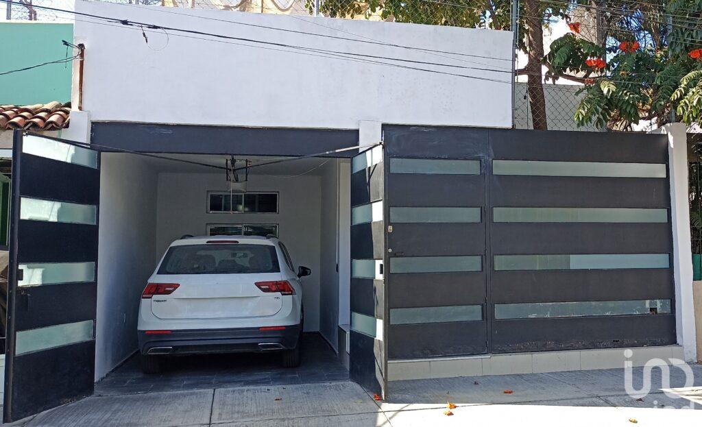 CASA EN VENTA EN LAS ÁGUILAS, ZAPOPAN JALISCO