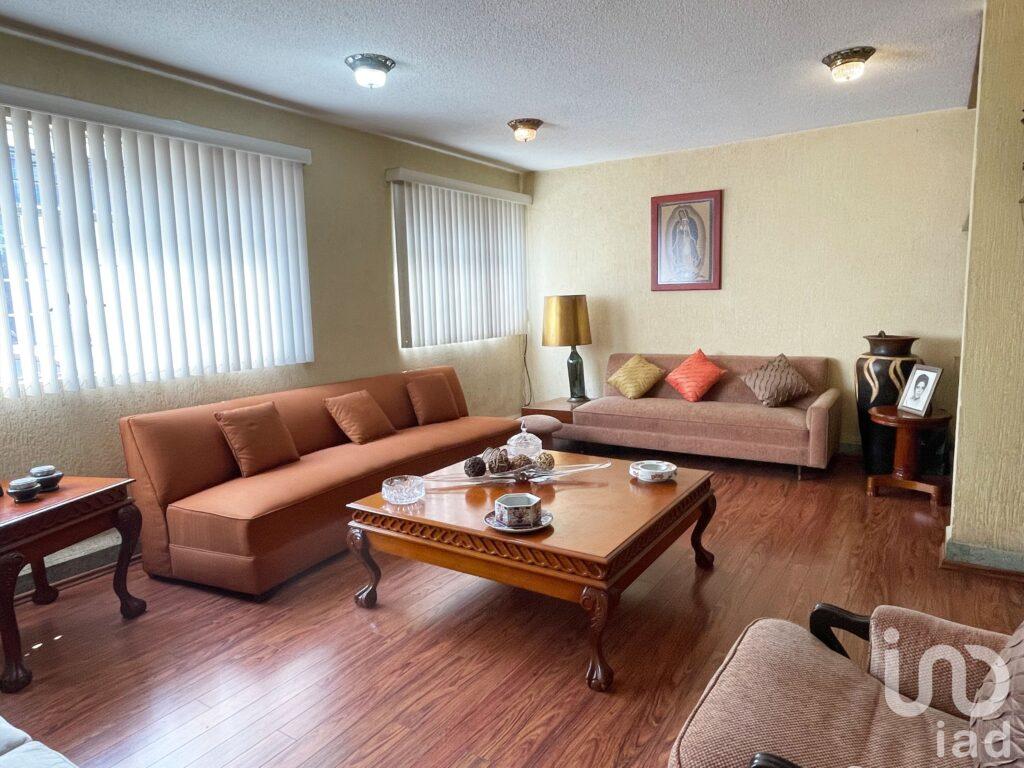 Casa en venta en Narvarte Poniente, calle Xochicalco, Deleg. Benito Juárez Cdmx.