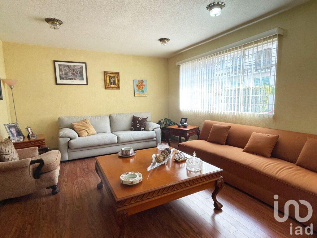 Casa en venta en Narvarte Poniente, calle Xochicalco, Deleg. Benito Juárez Cdmx.