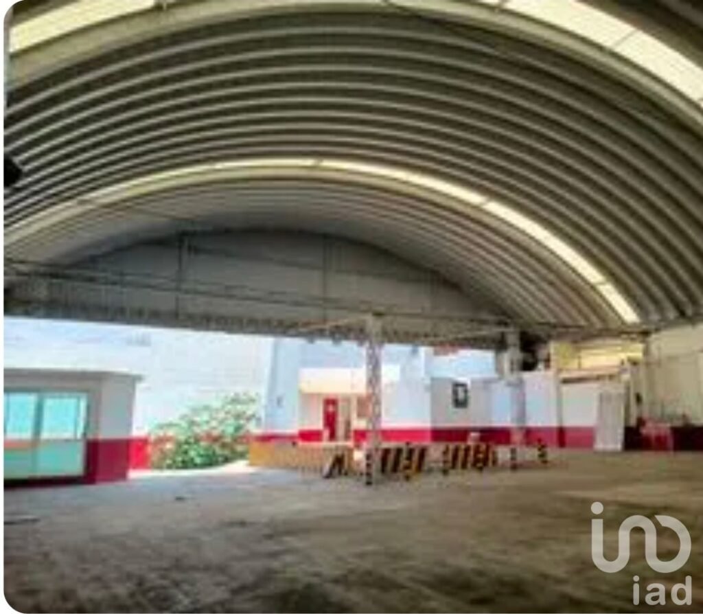 Bodega en renta cerca de la Autopista