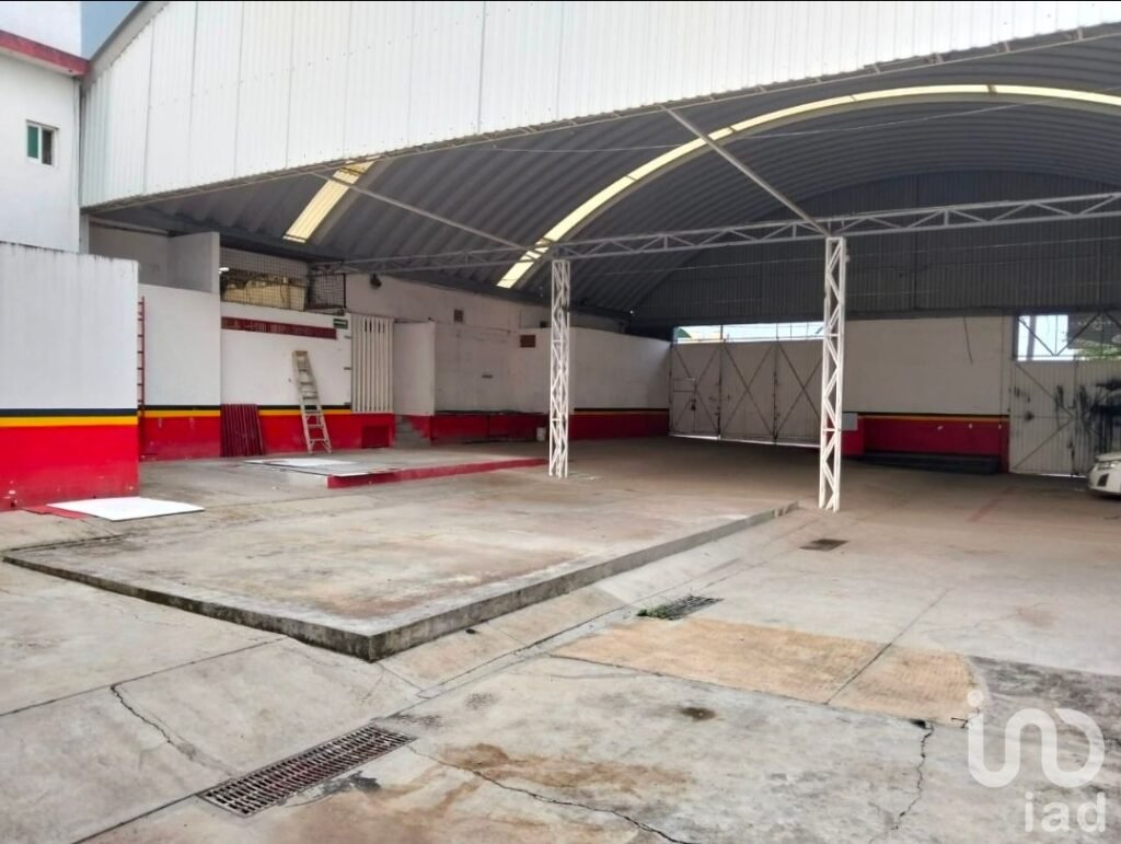 Bodega en renta cerca de la Autopista