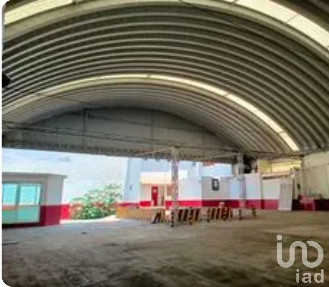 Bodega en renta cerca de la Autopista