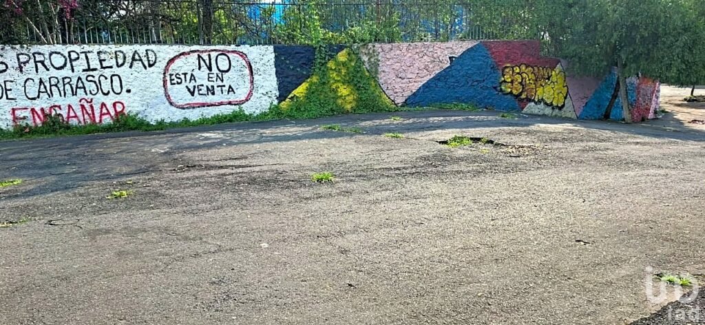 VENDO EXCELENTE TERRENO EN AV DEL IMÁN